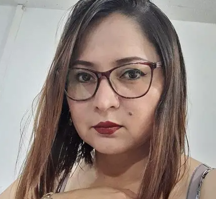 Carla Fernández - Compradora de Facebook